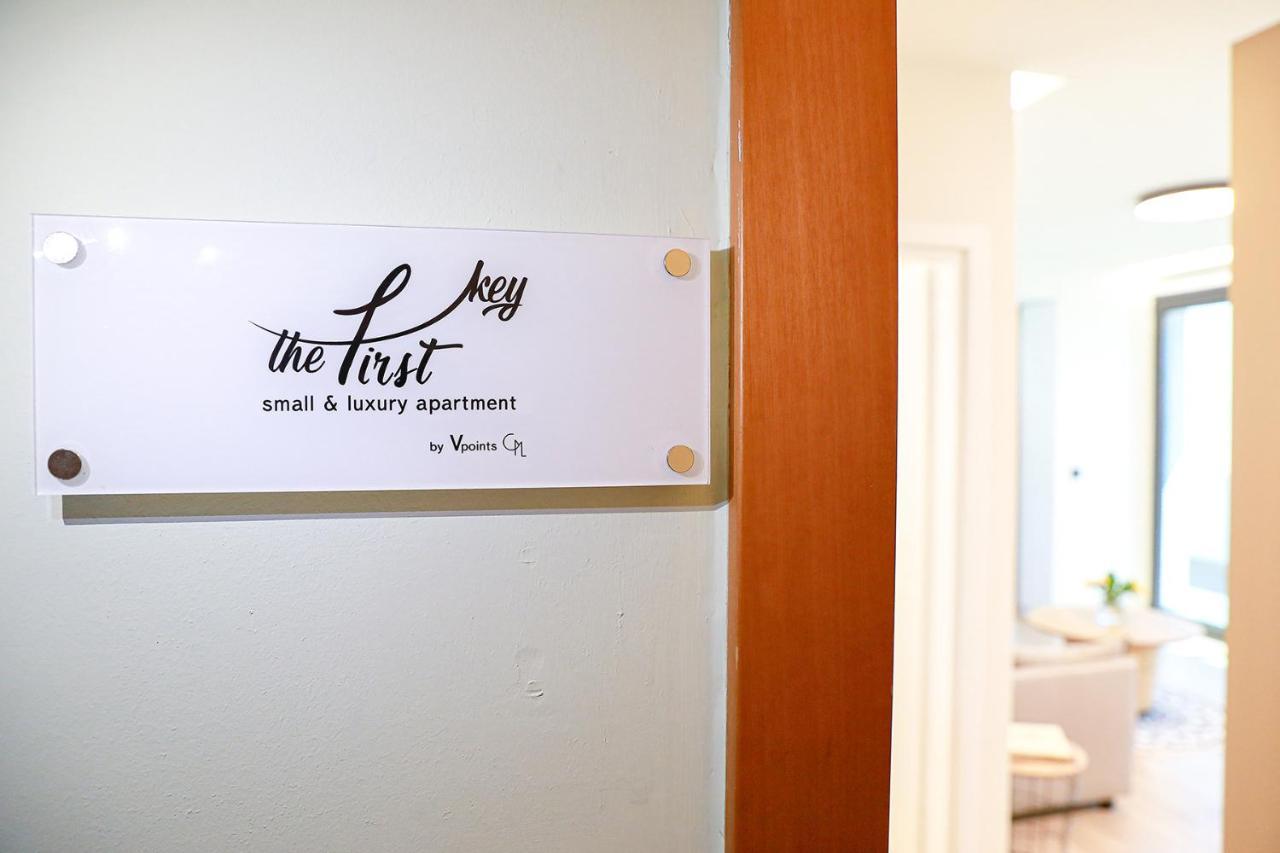 The First Key Luxury & Small Apartment In The Center Of Ksanti Zewnętrze zdjęcie